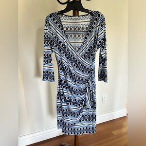 New York & Company Blue and Black Geometric Stretch Long Sleeve Dress